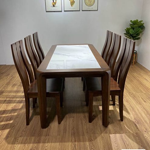 Bàn Ăn Mặt Đá