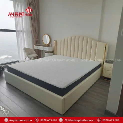 Giường Ngủ Bọc Da Cao Cấp Viền Vàng GN-262