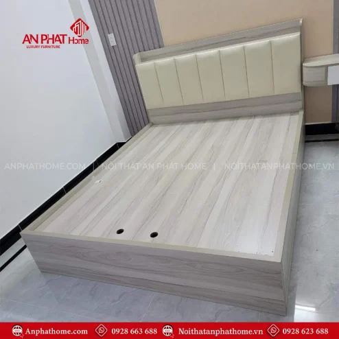 mau giuong ngu go hien dai gn 25600005