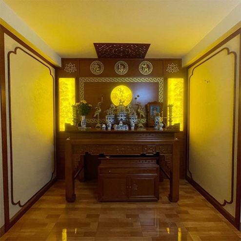 Phòng Thờ Đẹp Bàn Thờ Gỗ Hương Đá Hiện Đại BT-2742