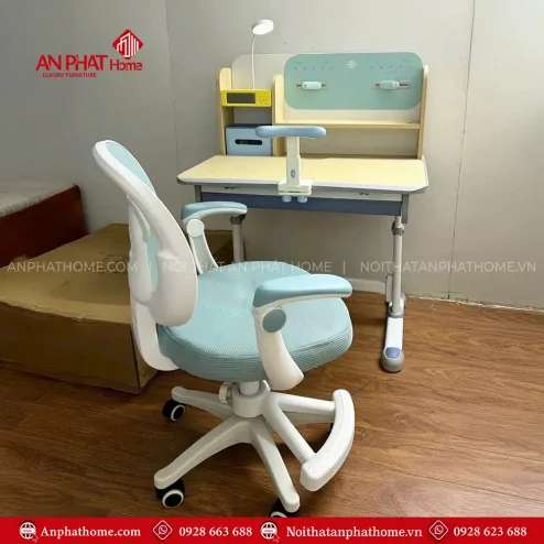 ban hoc sinh thong minh nhap khau b 291100001