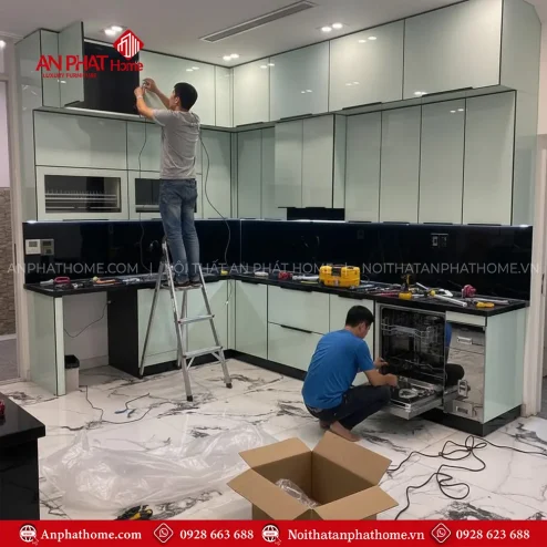 tu bep inox canh acrylic cao cap tb 92600003